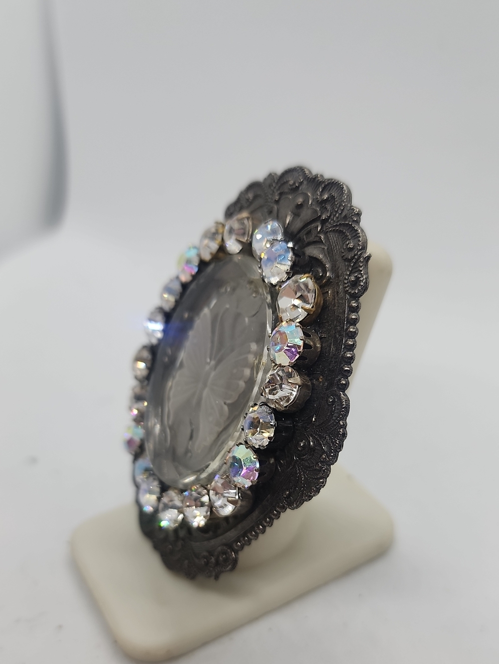 GASOLINE GLAMOUR RHINESTONE BUTTERFLY CAMEO RING 🦋🦋🦋 - Picture 2 of 7
